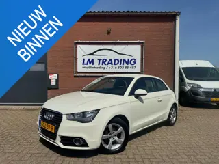 Audi A1 1.2 TFSI Attraction CLIMA STOELVERWARMING LMV 2 SLEUTELS + BOEKJES!