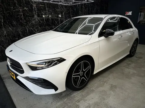 Mercedes-Benz A-Klasse 180 AMG Line (bj 2024, automaat)