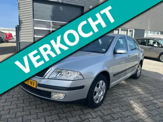 Skoda Octavia 1.6 Elegance Airco Trekhaak CC PDC