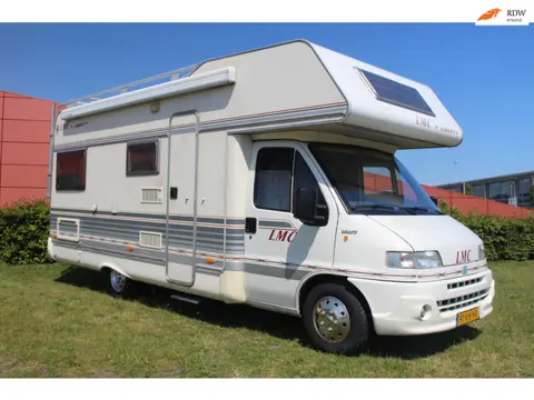 LMC Fiat 2.8 idTD 122PK, 6 persoons, Airco.