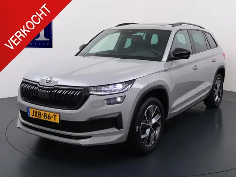 Skoda Kodiaq 1.5 TSI Sportline Business  |AUTOMAAT | PANORAMADAK | ADAPTIEVE CRUISECONTROL | CAMERA 