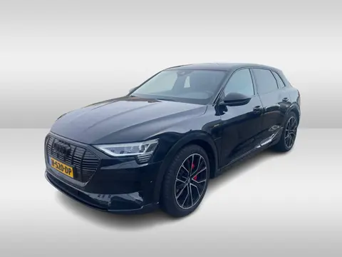 Audi e-tron e-tron 55 quattro advanced 95 kWh / Camera / Half leder / Navigatie / Blackpack / 21'' /