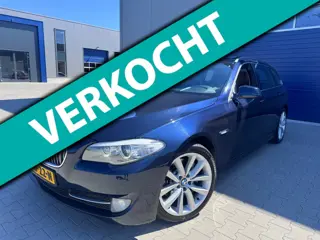 BMW 5-serie Touring 528i High Executive Leder Pano inruilkoopje!!