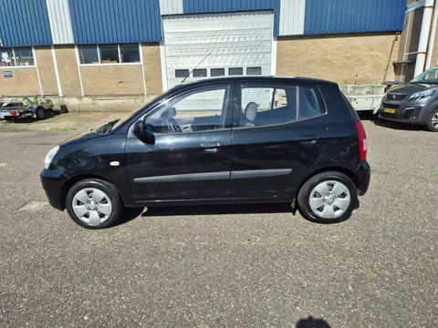 Kia Picanto 1.0 Light, lage km stand /apk nieuw bij aflevering