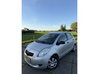 Toyota Yaris 1.0 VVTi Sol (bj 2008)