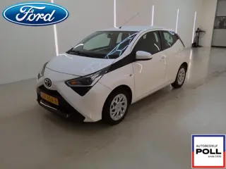 Toyota Aygo 1.0 VVT-i x-Play Automaat Airco Camera Apple Car Play NL-Auto 1e eigenaar Dealeronderhou