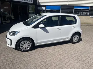 Volkswagen Up! 1.0 BMT move up! 1 ste eigenaar, perfect aantoonbaar onderhouden, airco, 5 deuren.