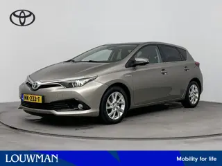 Toyota Auris 1.8 Hybrid Trend | Panorama dak | Dealeronderhouden | Achteruitrijcamera |
