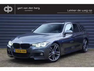 BMW 3 Serie Touring 318i M Sport Corporate Lease - PANODAK - TREKHAAK - CAMERA - LEDER -
