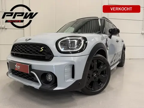 MINI Countryman 2.0 Cooper SE ALL4 Untamed PANO/H&K/SOH 92%/HEAD-UP/CAMERA/18"BLACK/MEMORY/SFEER/UNI