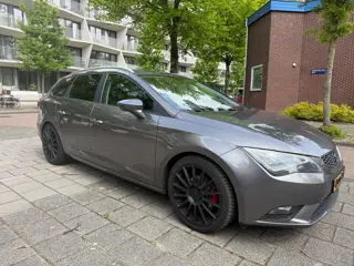Seat Leon 1.6 TDI Style Ecomotive Cruise Climate