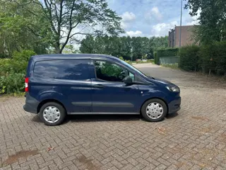 Ford Transit Courier 1.5 TDCI Airco Blue Edition NW APK