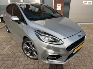Ford Fiesta 1.0 EcoBoost ST-Line / Navi / PDC / DAB / Stuurverwarming