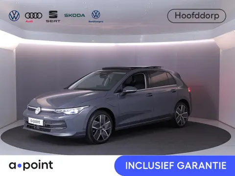 Volkswagen Golf 1.5 eHybrid Style Edition 204 pk Automaat (DSG) | Verlengde garantie | Navigatie | P