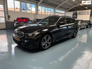BMW 3-serie Touring 330i M-Sport/Pano/Head-Up/Elect.Trekhaak