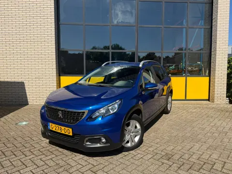 Peugeot 2008 110PK, Apple & android CarPlay, 4 seizoenenbanden