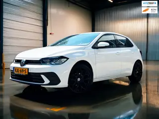 Volkswagen POLO 1.0 TSI Polo Carplay_18''LMV_PDC v+a_Airco