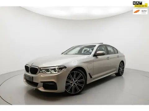 BMW 5-serie 530e iPerformance High Executive M SPORT 360 HUD