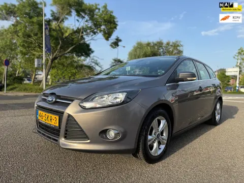 Ford Focus Wagon 1.6 TI-VCT Trend / 1e.eigenaar / airco / cruise.control /elek.pakket / trekhaak / l