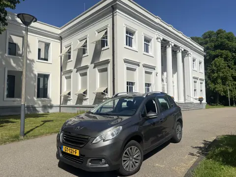 Peugeot 2008 1.2 VTi PACK Premium, 1:25 (bj 2014)