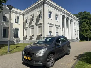 Peugeot 2008 1.2 VTi PACK Premium, 1:25 (bj 2014)
