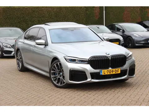 BMW 7 Serie 745Le xDrive High Executive / Nieuwpr. €178.341 / SoH 89,4% / Achterasbesturing / Schuif
