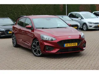 Ford Focus 1.0 EcoBoost Titanium Business / Camera / Head-up / CarPlay / Keyless / 18'' / Navigatie 