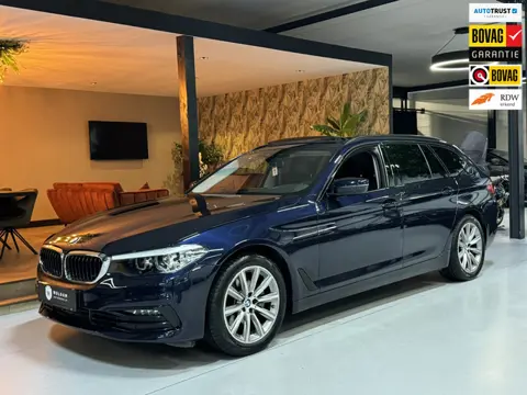BMW 5-serie Touring 520i Sport Line | Pano | Memory Stoelen | Stoelventilatie | Camera | Elek Achter