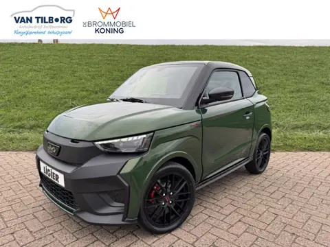 Ligier Brommobiel JS50 C Sport Ultimate Airco | Apple Carplay | Achteruitrijcamera | 16'' LMV