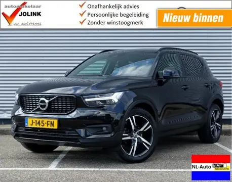VOLVO XC40 1.5i T2 R-Design Aut8 I NL-Auto I 1e Eig. I Pilot Ass. I Android/Apple I 