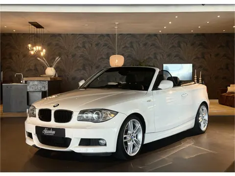 BMW 1 Serie Cabrio 118i High Exe I M-Pakket I Xenon I Navi I Nette auto