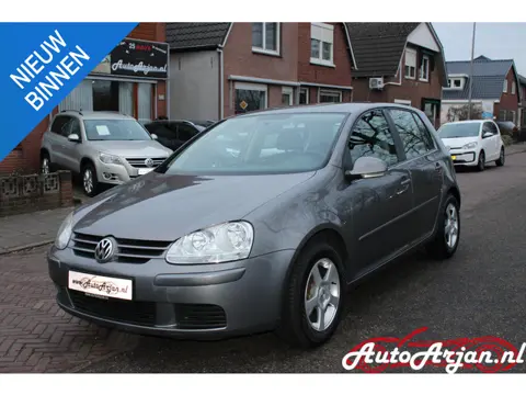 Volkswagen Golf 1.6 Trendline