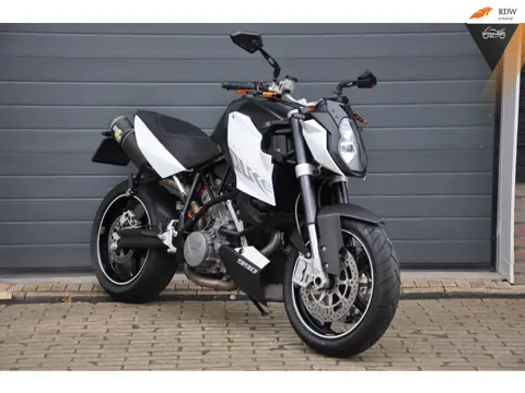 KTM 990 SuperDuke Zeer nette motor!
