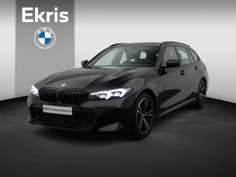 BMW 3 Serie Touring 320e M Sportpakket | PDC Voor + Achter | 18''