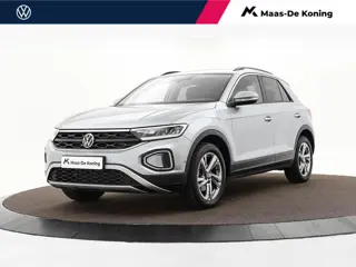 Volkswagen T-Roc 1.5 TSI 150pk DSG Life 75 Edition · Camera · Apple/Android Car Play · Trekhaak · Na