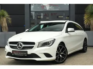 Mercedes-Benz CLA-Klasse Shooting Brake 200 d Lease Edition 136pk Navigatie/Trekhaak/PDC