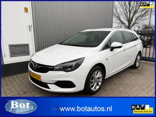 Opel Astra Sports Tourer 1.2 Business Elegance / 72.000 KM / NAVIGATIE / CAMERA / TREKHAAK / NL-AUTO
