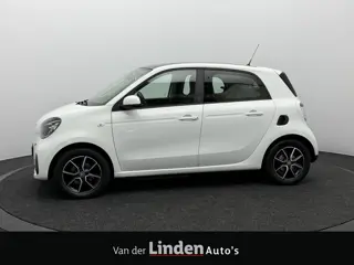 Smart Forfour EQ Comfort PLUS 18 kWh SOH 93,1% | Panoramadak | Leer | Stoelverwarming | Camera | 180