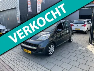 Peugeot 107 1.0-12V XR Airco NAP APK 1 Jaar