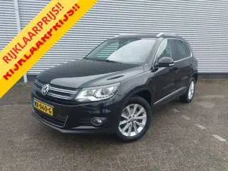 Volkswagen Tiguan 1.4 TSI Sport&Style , airco,cruisecontrol,trekhaak,navigatie,stoelverwarming,parke