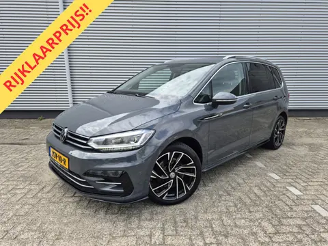Volkswagen TOURAN 1.5 TSI R-Line Exclusive 7p,afn.Trekhaak,Navigatie,parkeersensoren/Camera,stoelver