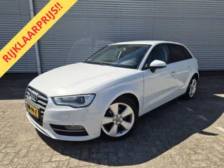 Audi A3 SPORTBACK 1.6 TDI Design Pro Line Plus,Navigatie,Parkeesensoren ,Xenon,17Inch,nwe Distributi
