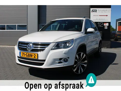 Volkswagen Tiguan 2.0 TSI DSG 4Motion|PANO|LEDER|CAMERA|PDC V+A|XENON|BOM VOLL