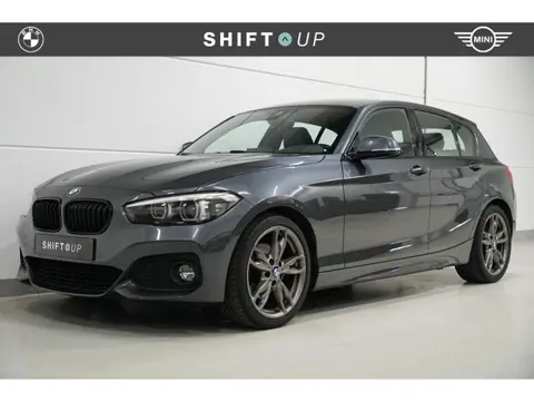 BMW 1-serie 120i M-Sport | 18" | Navi Professional | Camera