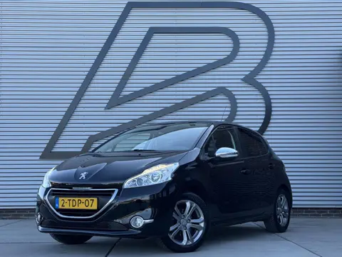 Peugeot 208 1.2 e-VTi Oxygo 1e Eigenaar|Navi|Airco|Cruise|Trekhaak|PDC|D-riem vv in 2022|Goed Onderh