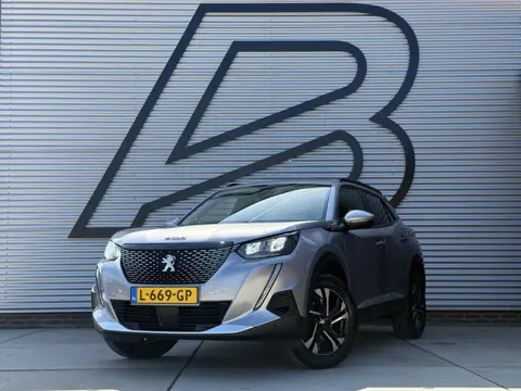 Peugeot 2008 1.2 PureTech Blue Lease Allure 2e Eigenaar|Navi|Camera|D-riem v.v. in 2026|Clima|Cruise