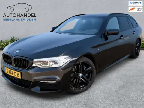 BMW 5-serie Touring 530i High Executive M sport Pano Sfeer trekhaak