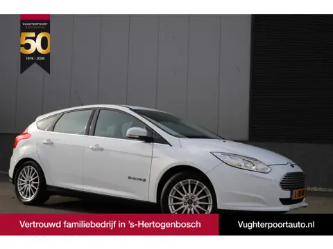 Ford Focus Titanium 100% Electric 23kw/ Leder/Camera/LED/Cruise/17"