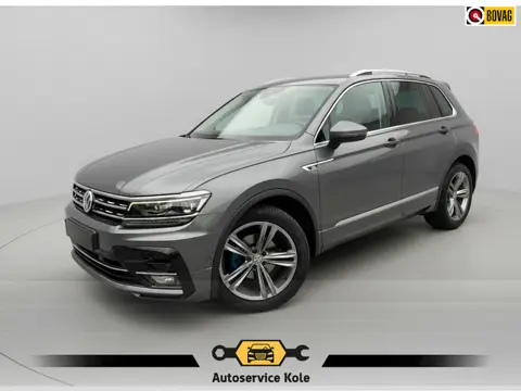 Volkswagen Tiguan 1.4 TSI Automaat R-Line * Led Plus * Camera * Stoelverwarming * Adaptieve Cruise C