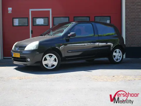 Renault Clio 1.2-16V Authentique (bj 2003)